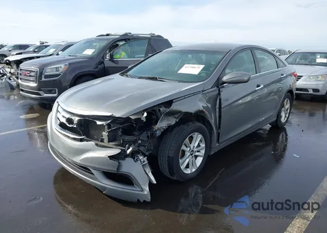 2013 Hyundai Sonata Gls z USA, uszkodzony, nr VIN 5NPEB4AC6DH624152
